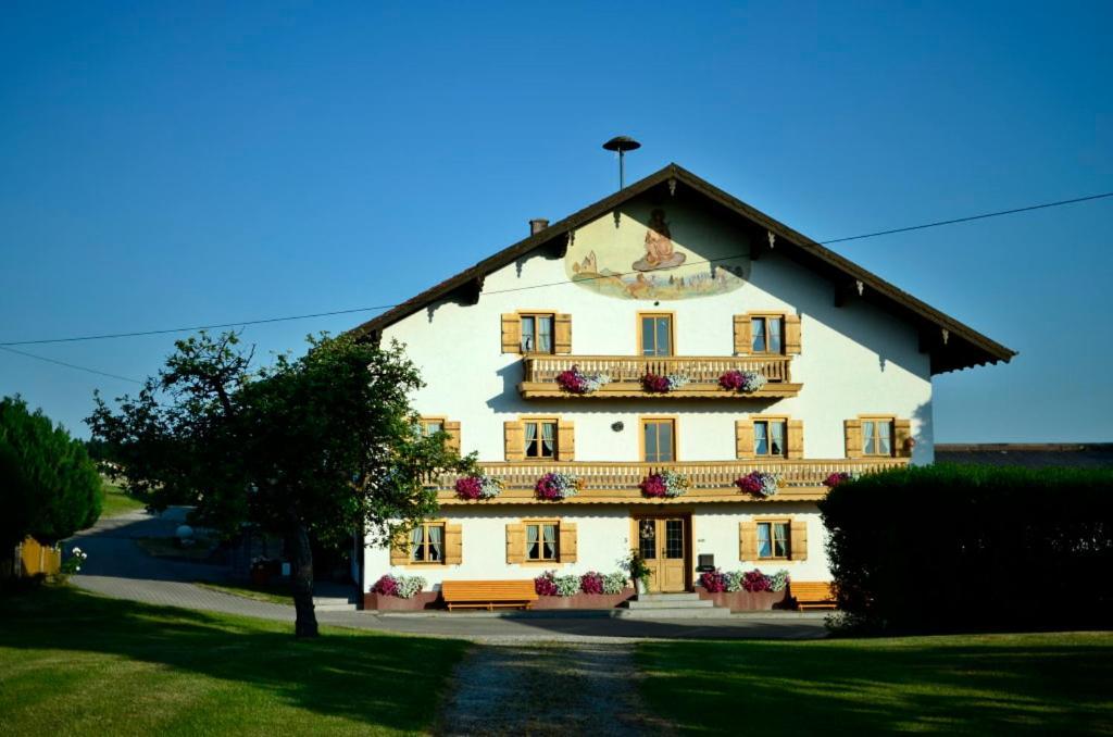 Bio Ferienhof Heiler Feldkirchen-Westerham Exteriör bild
