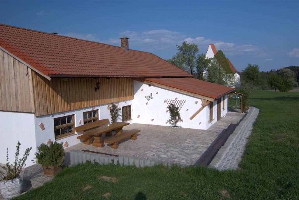 Bio Ferienhof Heiler Feldkirchen-Westerham Exteriör bild