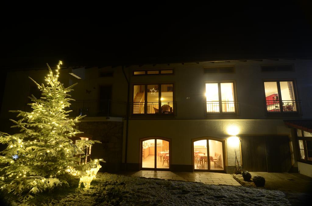 Bio Ferienhof Heiler Feldkirchen-Westerham Exteriör bild