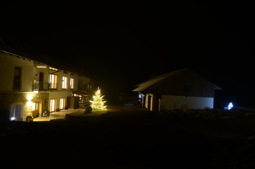 Bio Ferienhof Heiler Feldkirchen-Westerham Exteriör bild